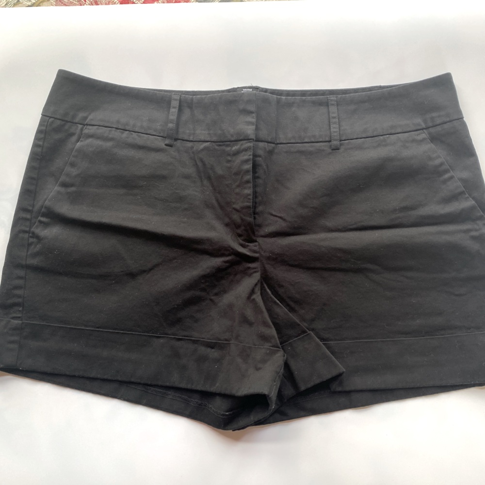 New York & Company Black Chino Shorts Size 16